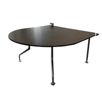 'Huddle' D-Shape Table